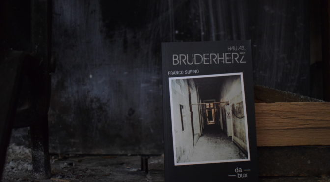 Hau ab, Bruderherz | Rezension