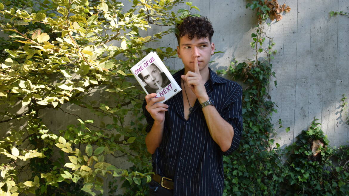 One of Us Is Next / Rezension