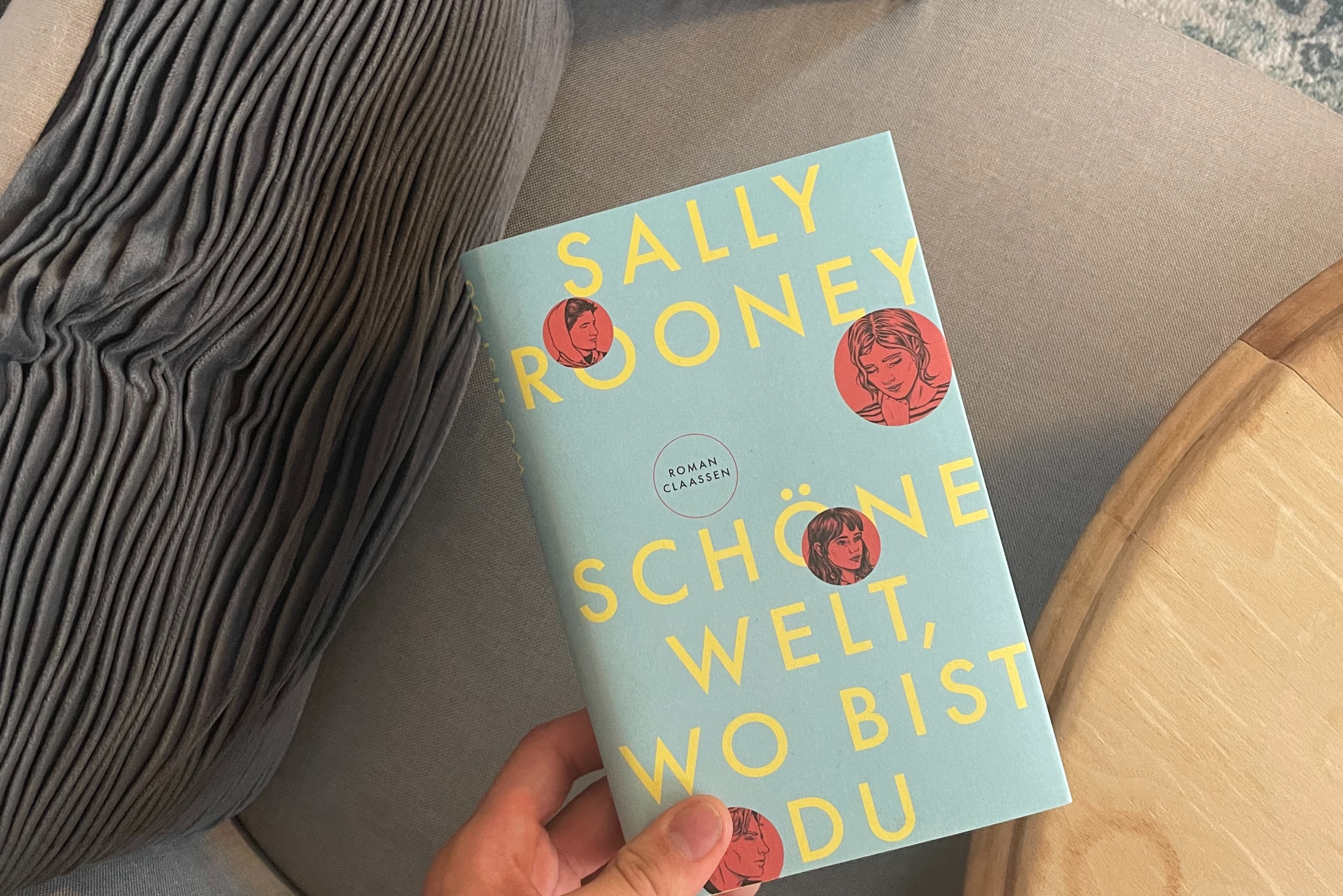 Schöne Welt, wo bist du - Rezension